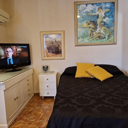 Style Apartments City Center Валенсія Екстер'єр фото