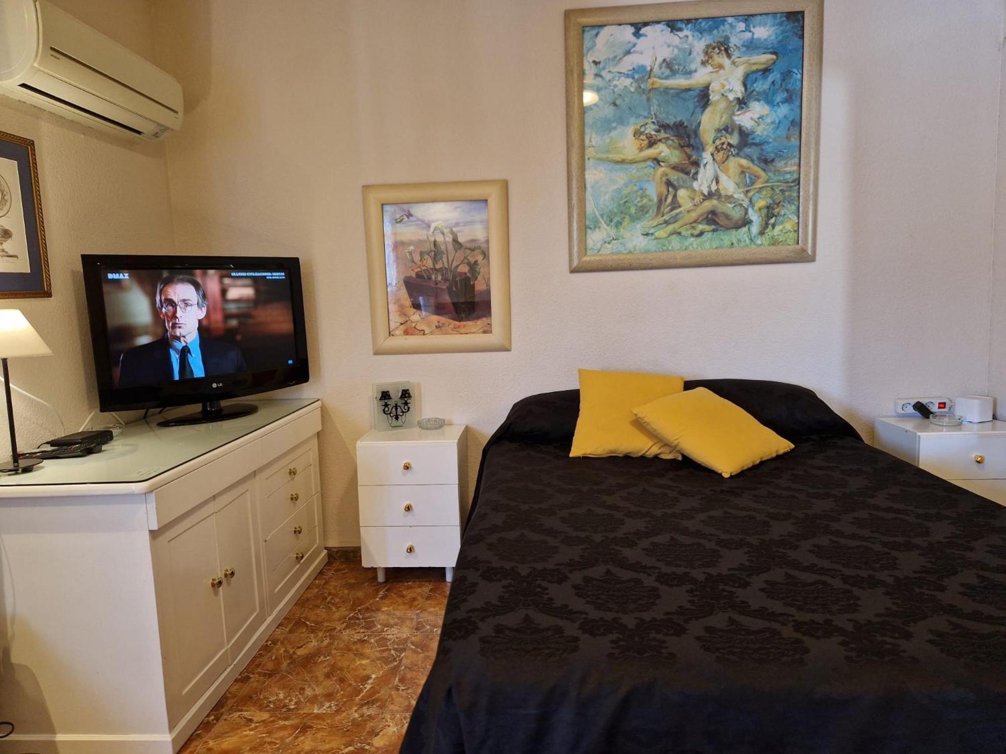 Style Apartments City Center Валенсія Екстер'єр фото