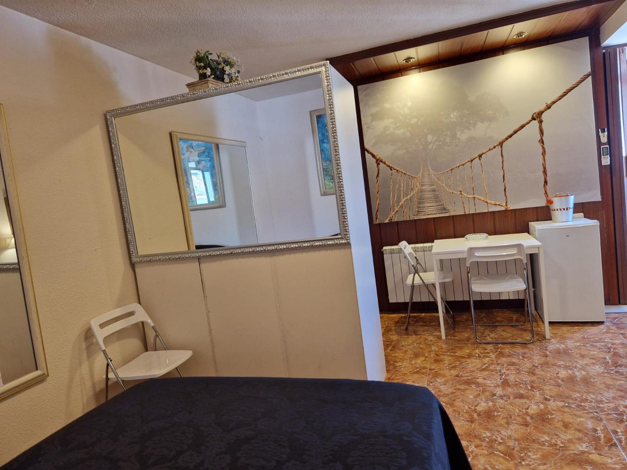 Style Apartments City Center Валенсія Екстер'єр фото